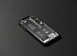 Overview of a dismantled cell phone